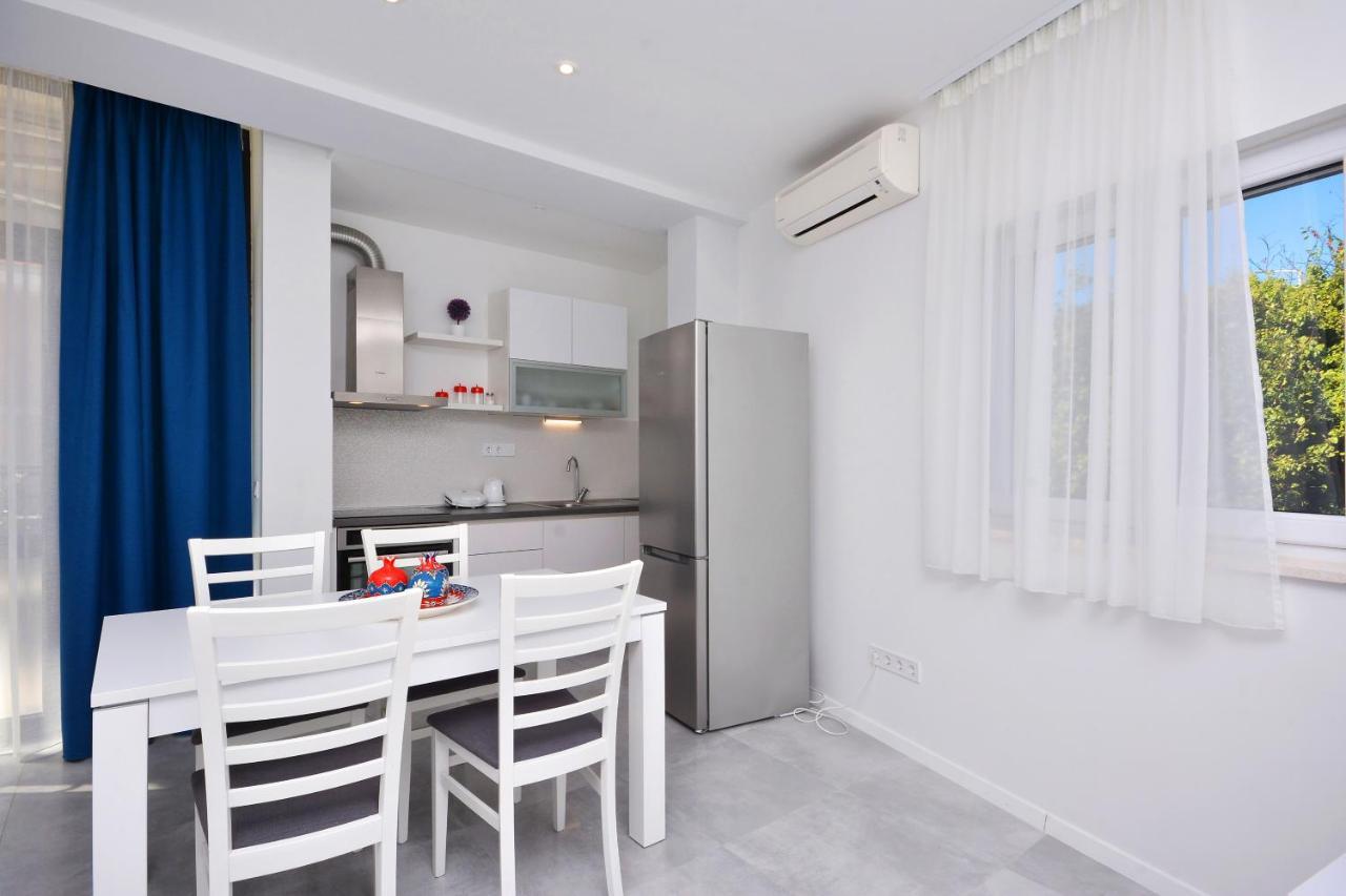 Seas The Day Apartments بودْسْتغانا المظهر الخارجي الصورة