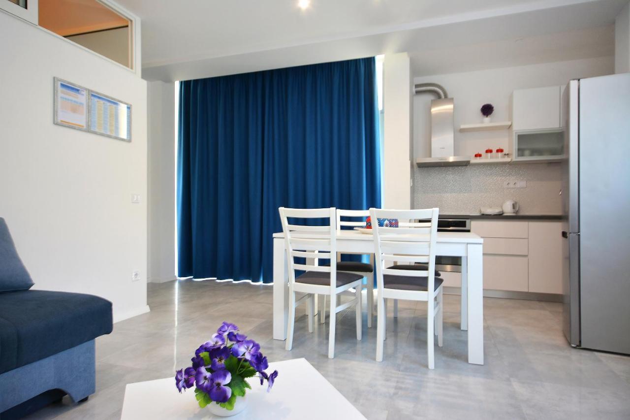 Seas The Day Apartments بودْسْتغانا المظهر الخارجي الصورة